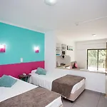 Bayside Salgados Апарт-отель 3*
