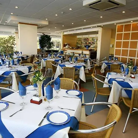 Bayside Salgados Apartahotel 3*