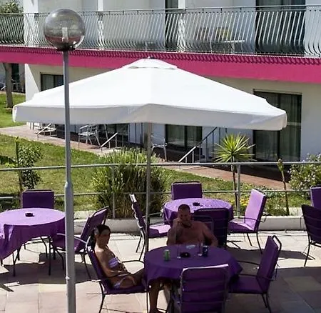 Bayside Salgados Apartmanhotel 3*