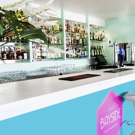 Bayside Salgados 公寓式酒店 3*