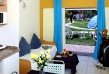 Aparthotel Bayside Salgados 3*