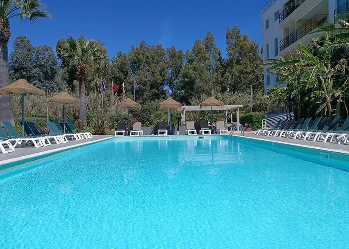 Bayside Salgados Apart-hotel