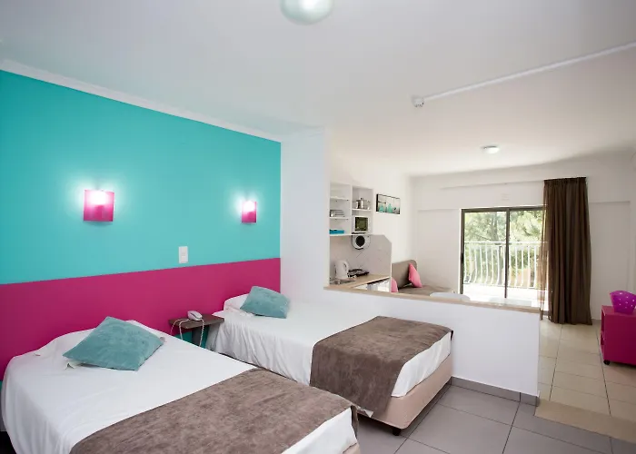 Bayside Salgados شقة فندقية 3*