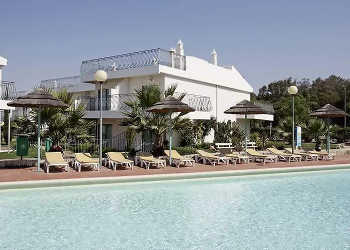 Bayside Salgados 3* البوفيرا