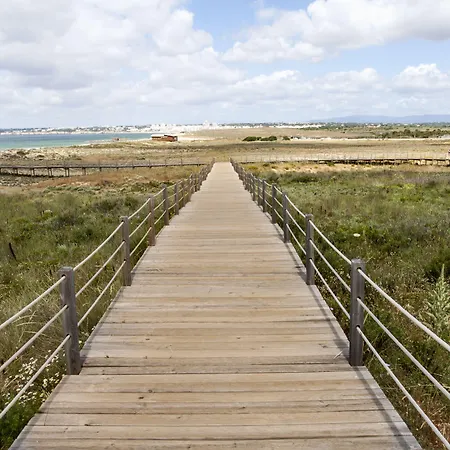 Bayside Salgados אלבופיירה