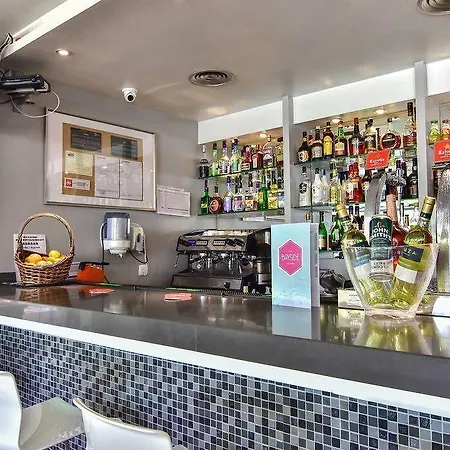 Bayside Salgados 3* אלבופיירה