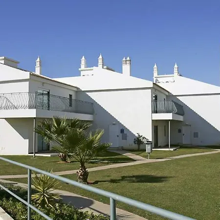 Bayside Salgados אלבופיירה